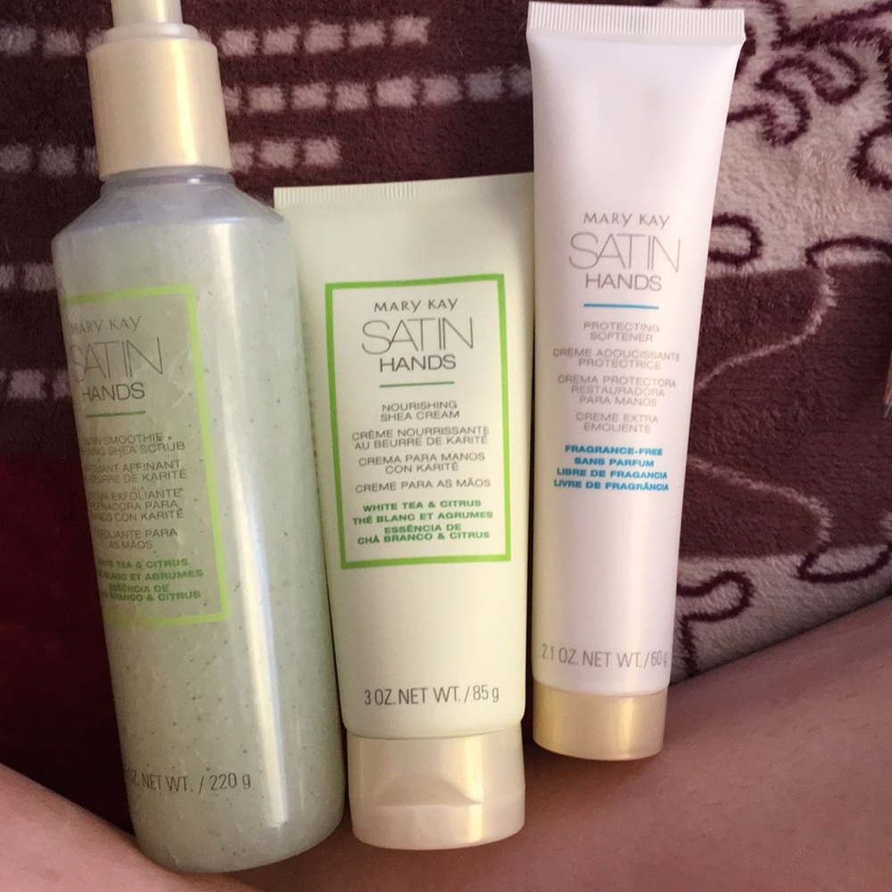 Satin Hands Available Tea/ Citrus LAST ONE LEFT